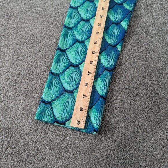 Women's Athletic Leggings Size Medium Mermaidcore Mermaid Green Body Sculpted - Picture 9 of 11